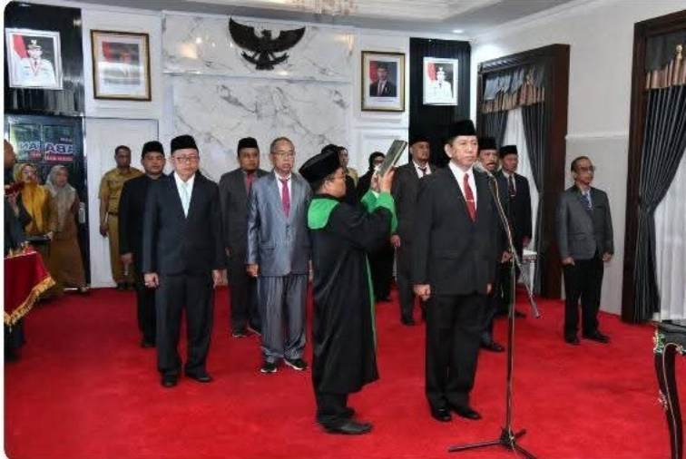 Syahwan Efendi Resmi Dilantik sebagai Pj Sekda Sumenep Syahwan Efendi Resmi Dilantik sebagai Pj Sekda Sumenep