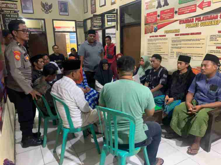 Polisi Fasilitasi Kasus Dugaan Pencurian dan Pelecehan di Desa Ellak Daya Polisi Fasilitasi Kasus Dugaan Pencurian dan Pelecehan di Desa Ellak Daya